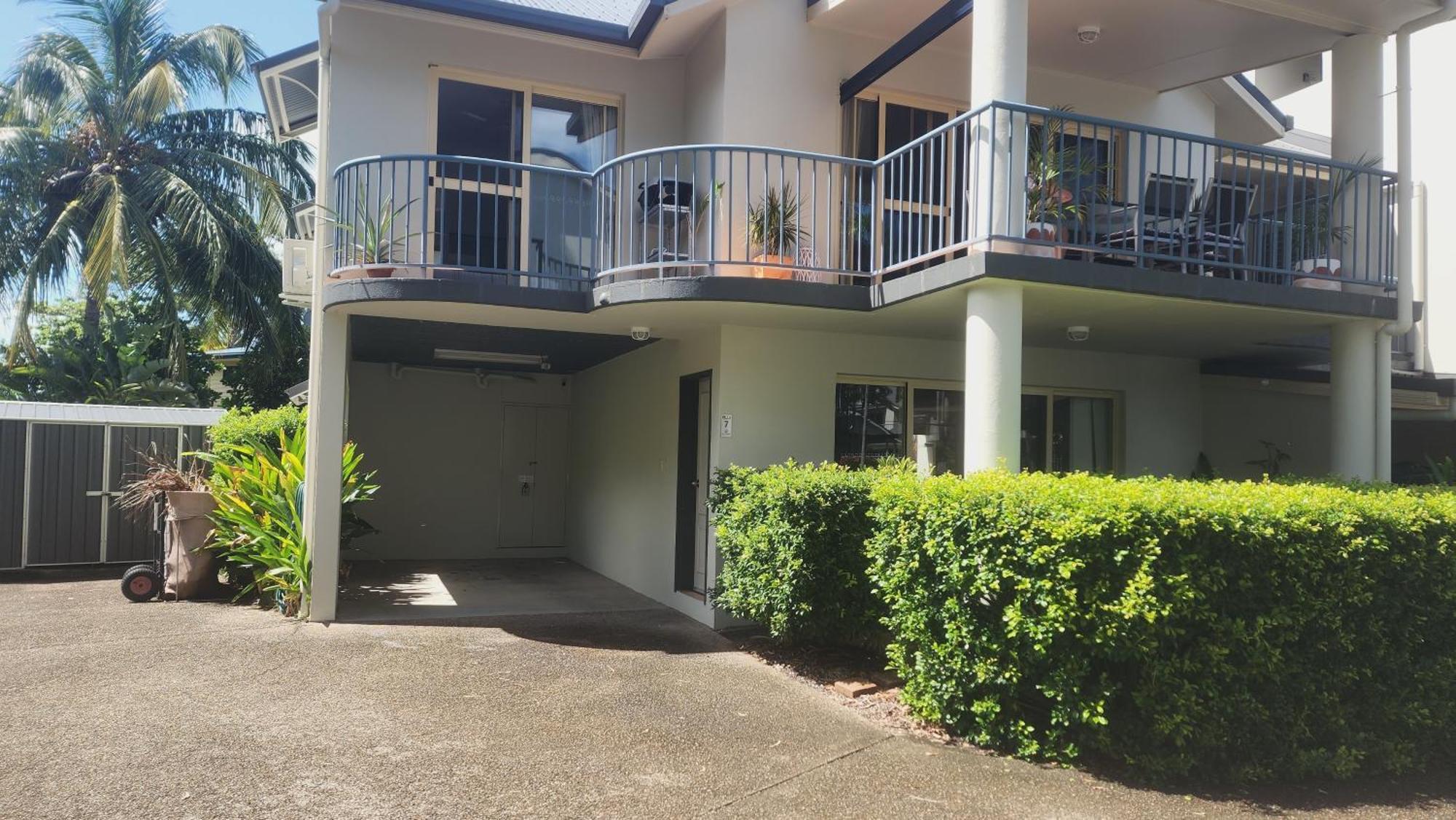 La Villa At Beach Court Airlie Beach Dış mekan fotoğraf